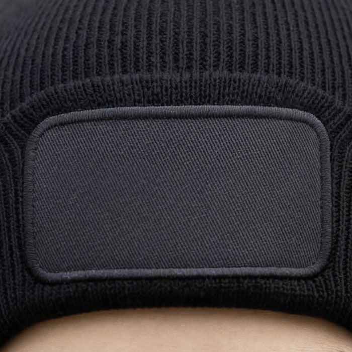 Berretto con etichetta – FREEZE | PM195